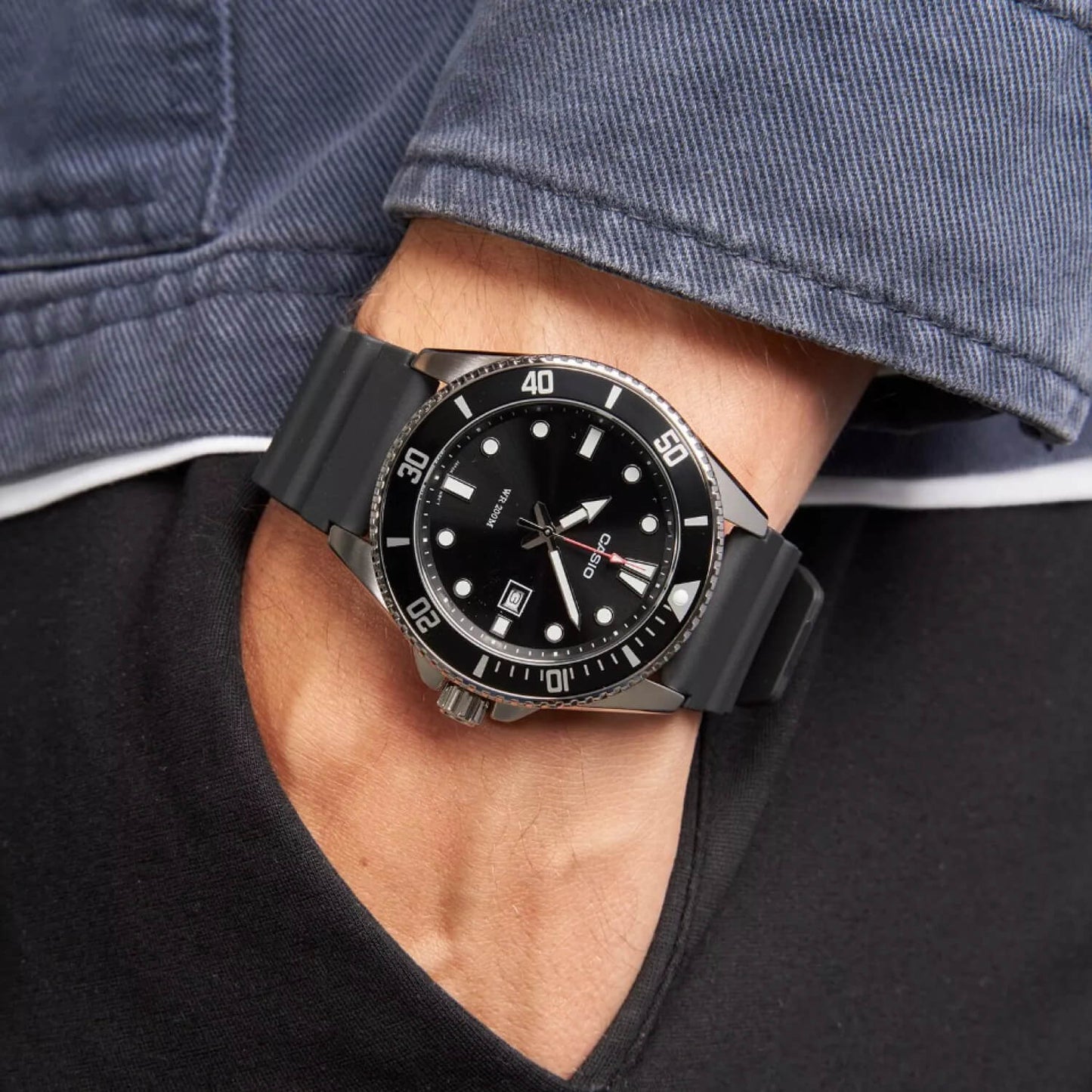 Ceas bărbătesc Casio MDV-107-1A1VEF