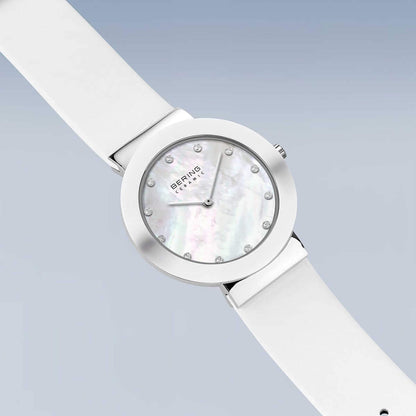 Ceas de damă Bering Classic 11435-604