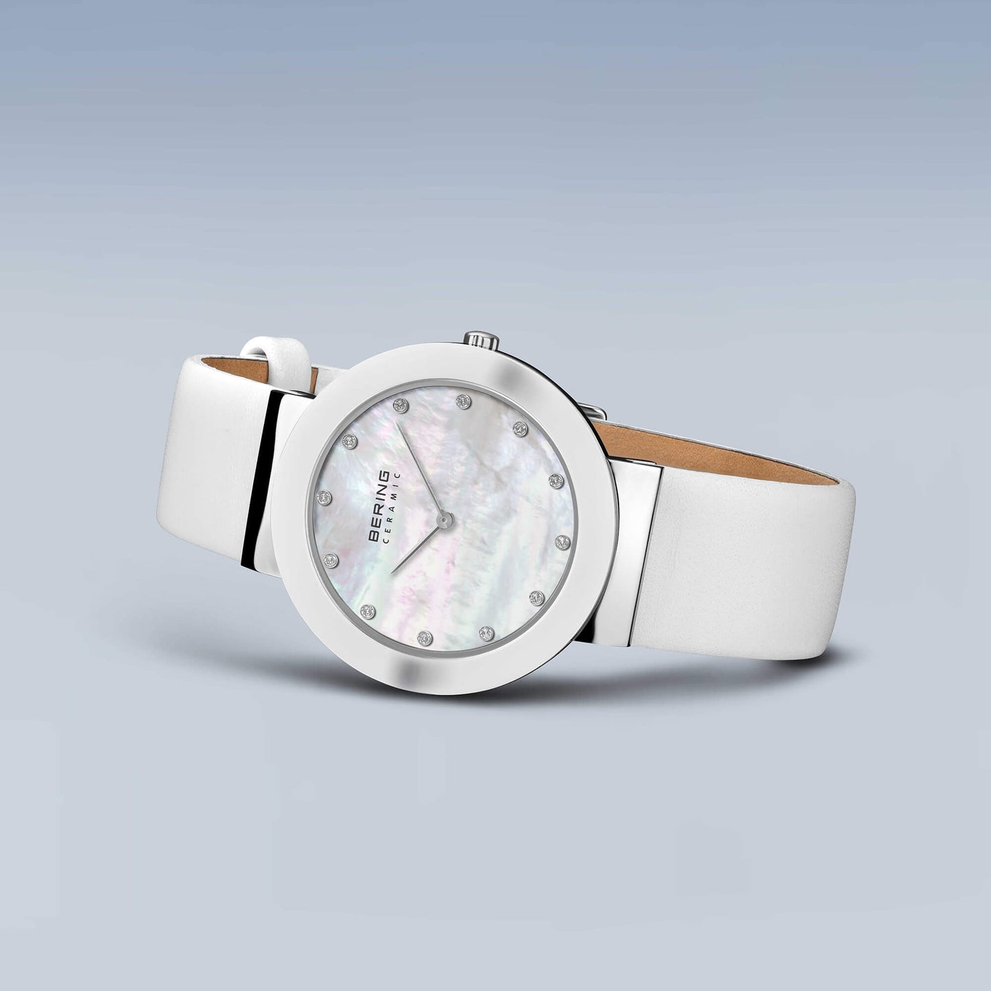 Ceas de damă Bering Classic 11435-604