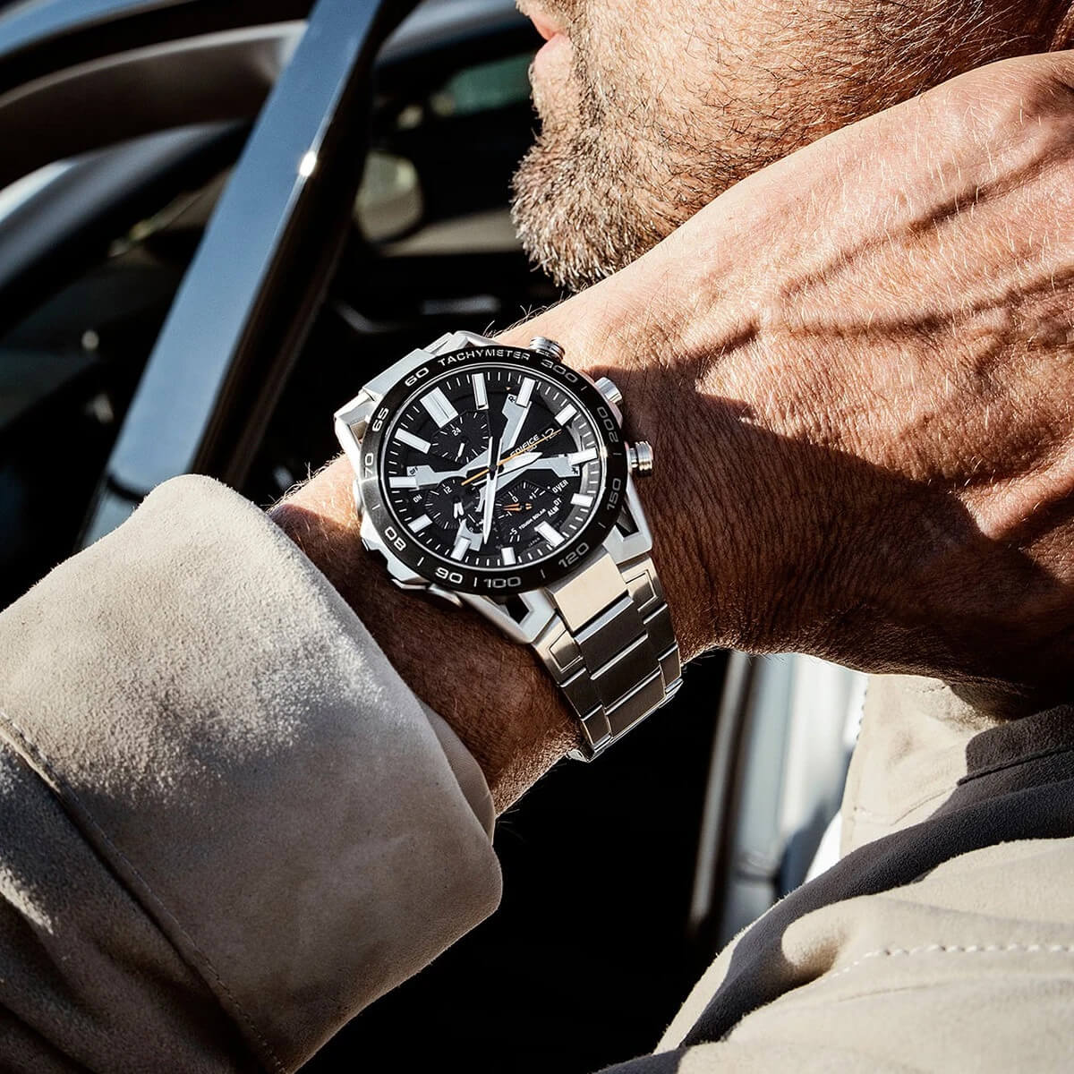 Ceas bărbătesc Casio Edifice Bluetooth Solar Chronograph Limited EQB-2000DB-1AER
