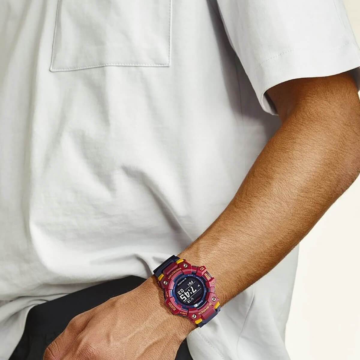 Ceas bărbătesc Casio G-Shock FC Barcelona GBD-100BAR-4ER