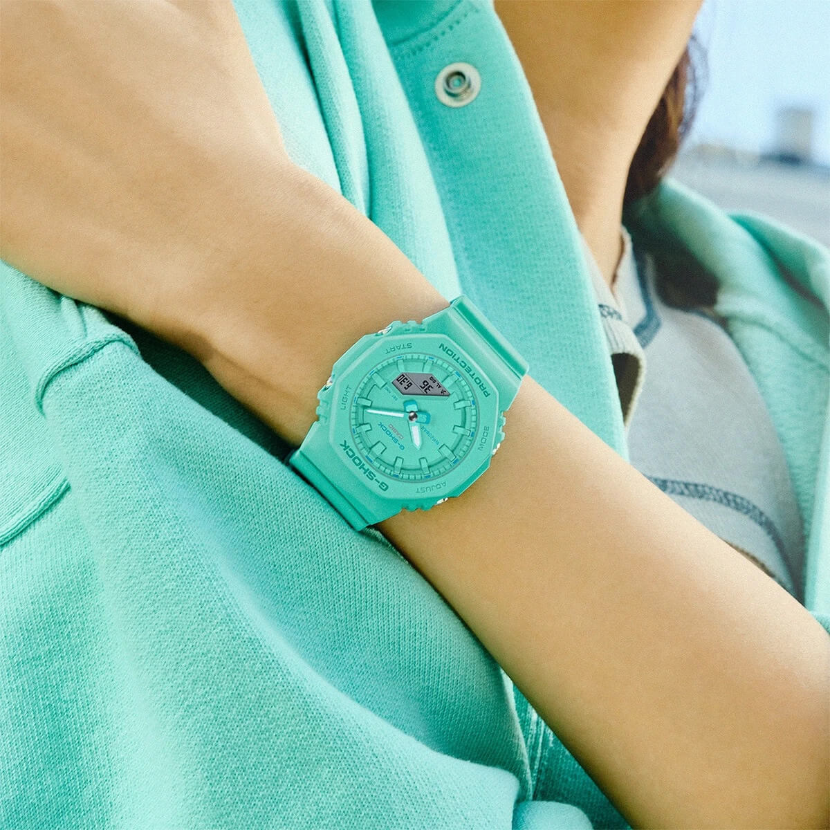 Ceas de damă Casio G-Shock GMA-P2100-2AER