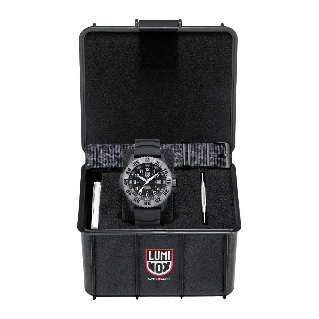 Ceas bărbătesc Luminox MIL-SPEC Militar CARBONOX™ XL.3351.1.SET