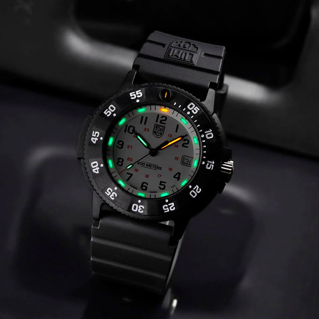 Ceas bărbătesc Luminox Navy Seal Original Evo CARBONOX™ XS.3007.EVO.S