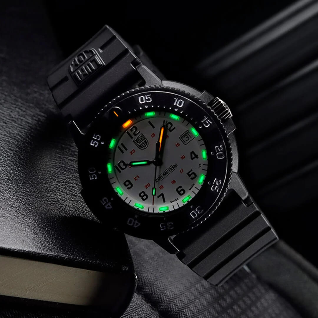 Ceas bărbătesc Luminox Navy Seal Original Evo CARBONOX™ XS.3007.EVO.S
