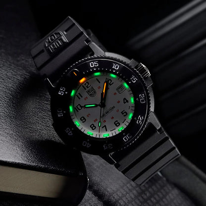 Ceas bărbătesc Luminox Navy Seal Original Evo CARBONOX™ XS.3007.EVO.S