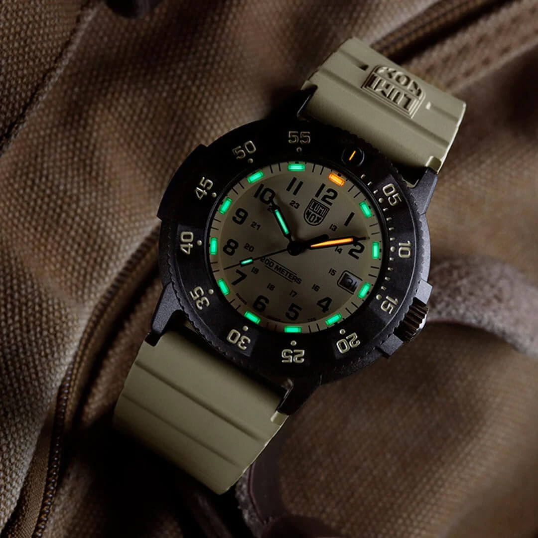 Ceas bărbătesc Luminox Navy Seal Original Evo CARBONOX™ XS.3010.EVO.S