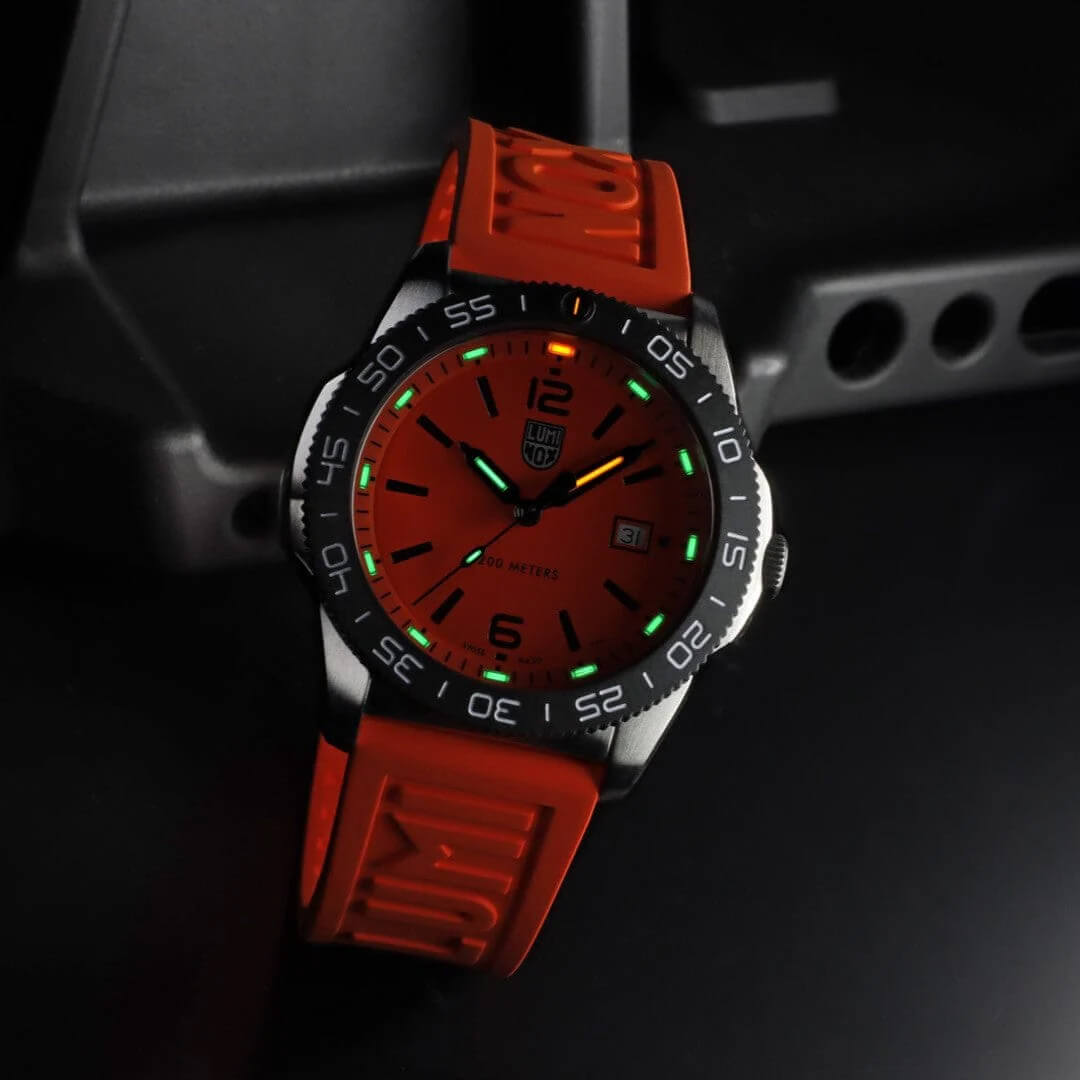Ceas bărbătesc Luminox Pacific Diver CARBONOX™ XS.3129