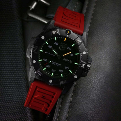 Ceas bărbătesc Luminox Master Carbon Seal Automatic CARBONOX™ XS.3875